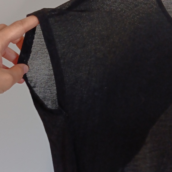 ♥️Garage Tulip Open Back Top - Picture 3 of 8